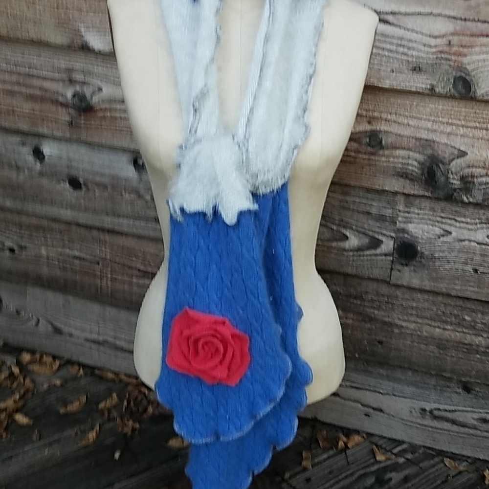 Handmade Cashmere scarf repurposed one of kind - Picture 3 of 4
